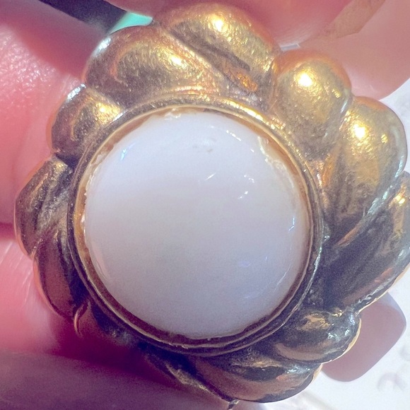 CHANEL Authentic revised Pendant 🌹 - Picture 5 of 6